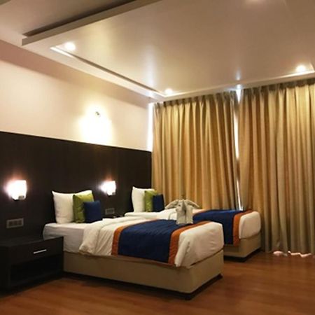 Hotel Central Park مانيبال المظهر الخارجي الصورة